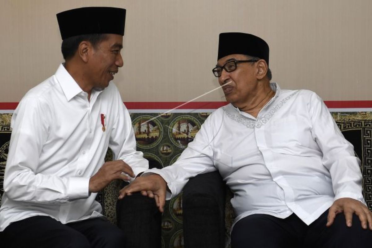 Jokowi Silaturahim Dengan Quraish Shihab