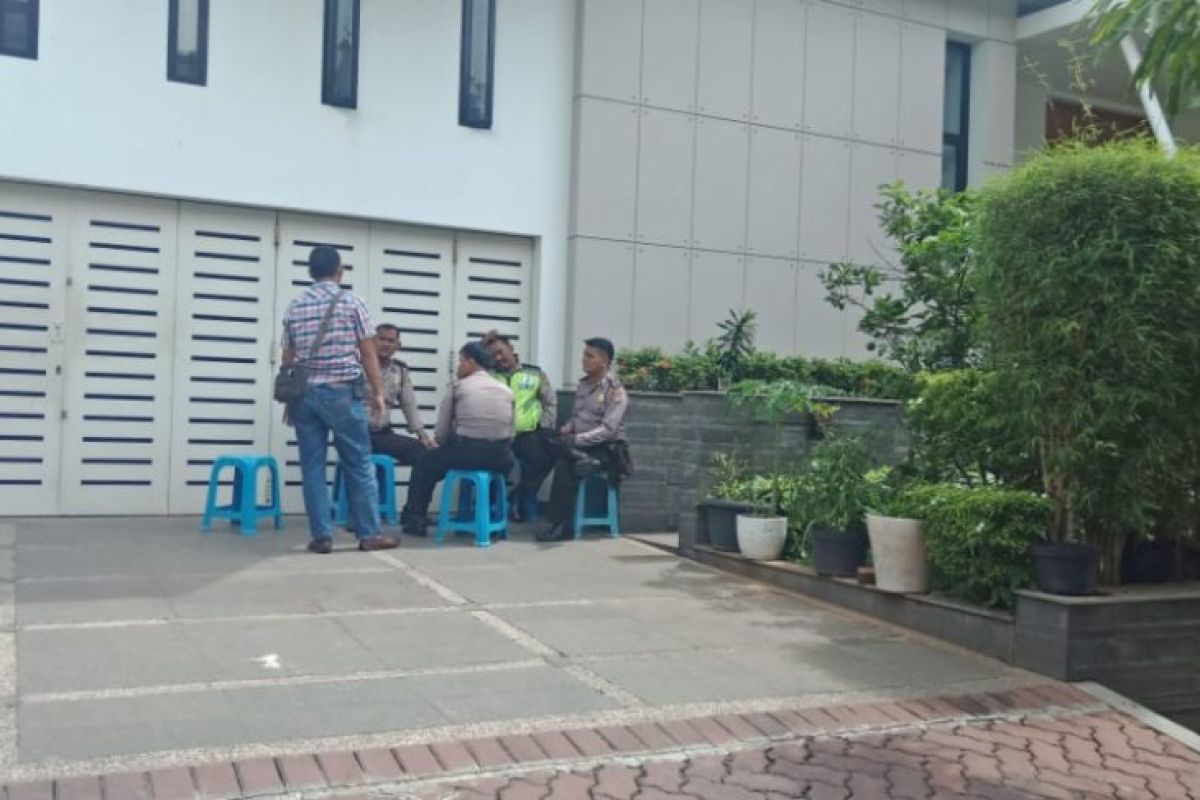 Rumah Ahok di Pantai Mutiara dijaga polisi