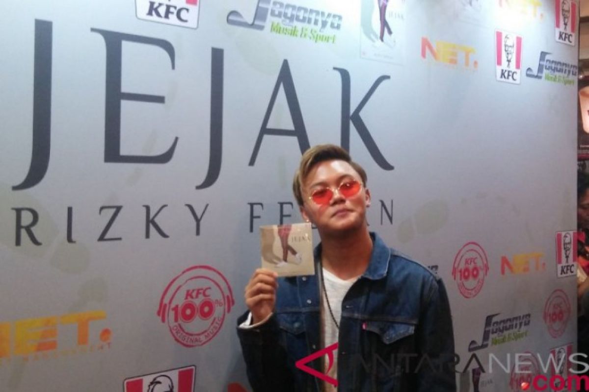 Rizky Febian Luncurkan Album "Jejak", Cerita Di Balik Perjalanan ...