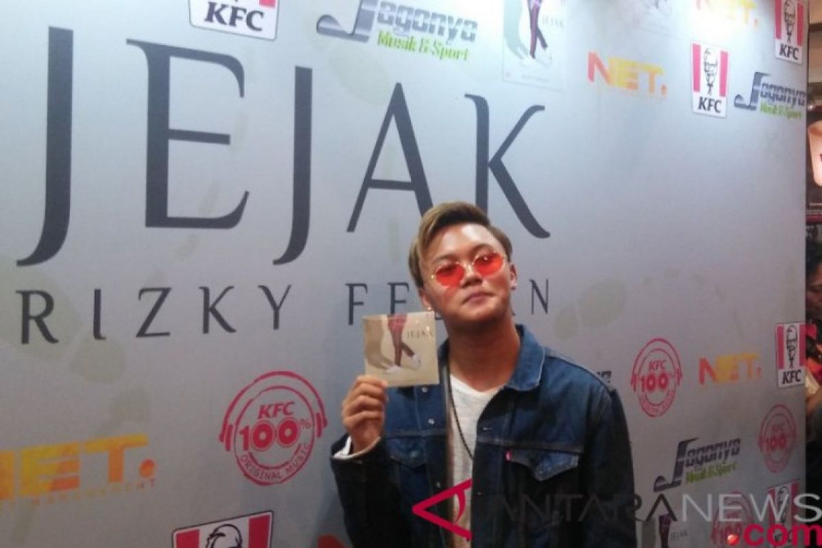 Rizky Febian ungkap alasan tidak masukan lagu andalan di album 'Jejak'