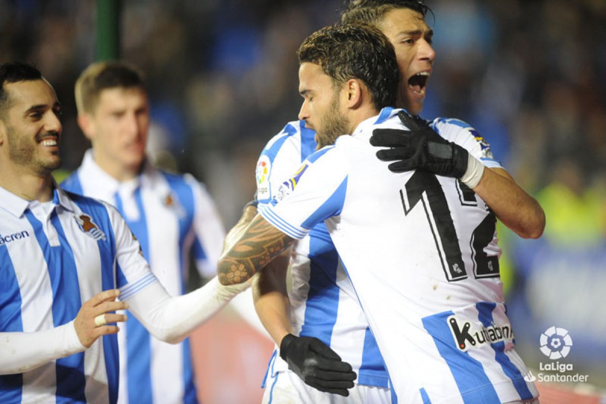 Sociedad lanjutkan momentum positif saat tundukkan Espanyol 3-2