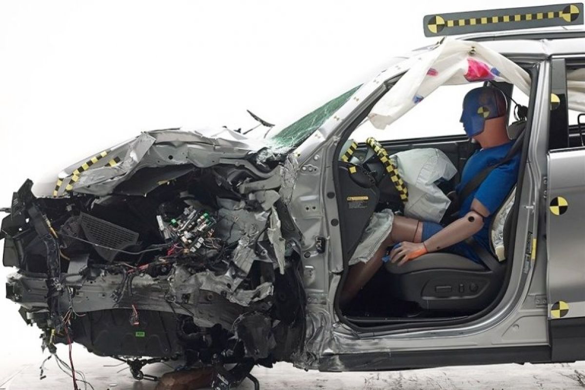 Hyundai kembangkan sistem airbag multi-crash