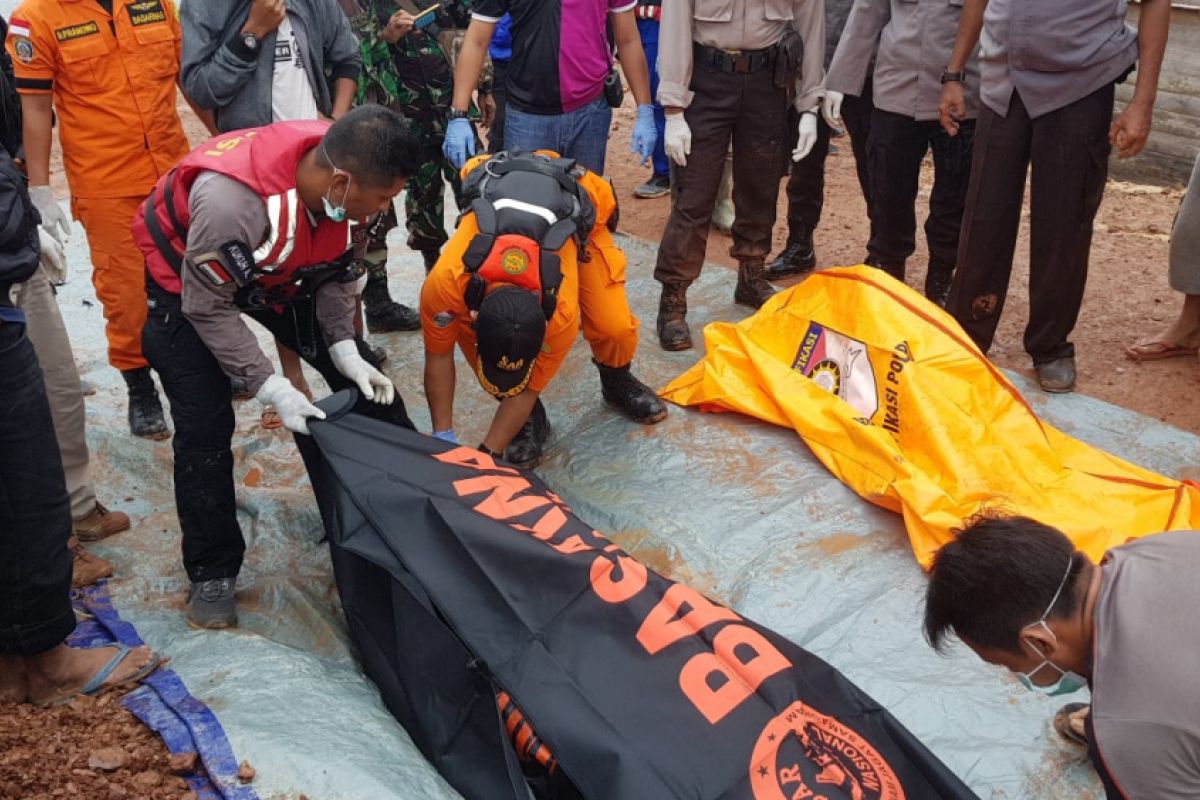 Kapuas Hulu team finds 12 bodies of sunken boat victims