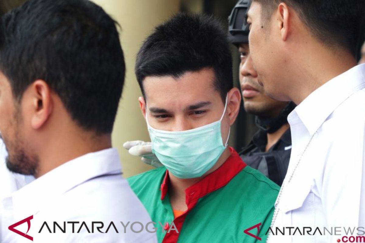 Polisi: Steve Emmanuel Tak Direhabilitasi