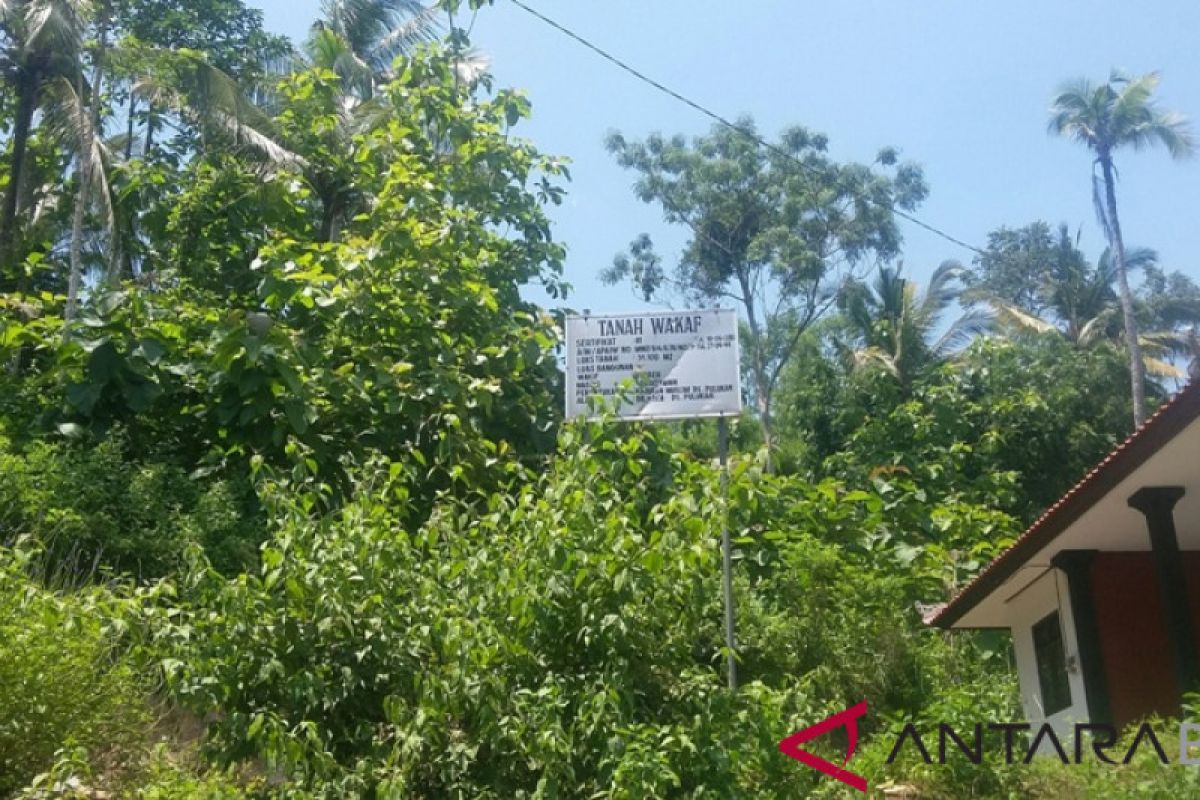 Rencana tanah wakaf untuk pabrik limbah menuai kontroversi