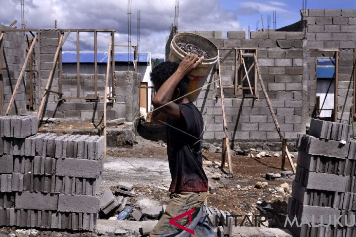 HALUT DAPATKAN BANTUAN PEMBANGUNAN 390 RUMAH KHUSUS