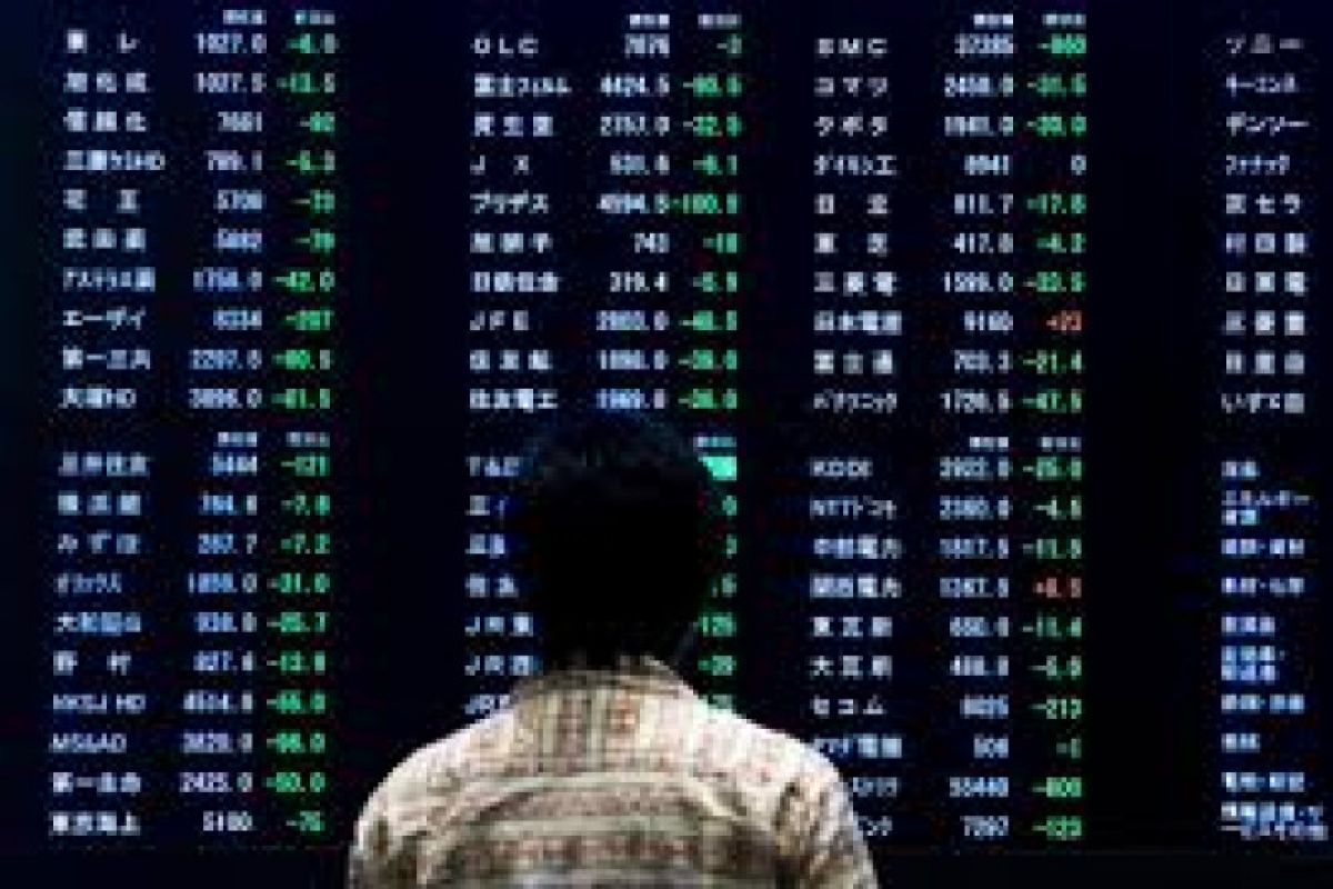 Saham Tokyo dibuka melemah karena kurangnya isyarat perdagangan baru