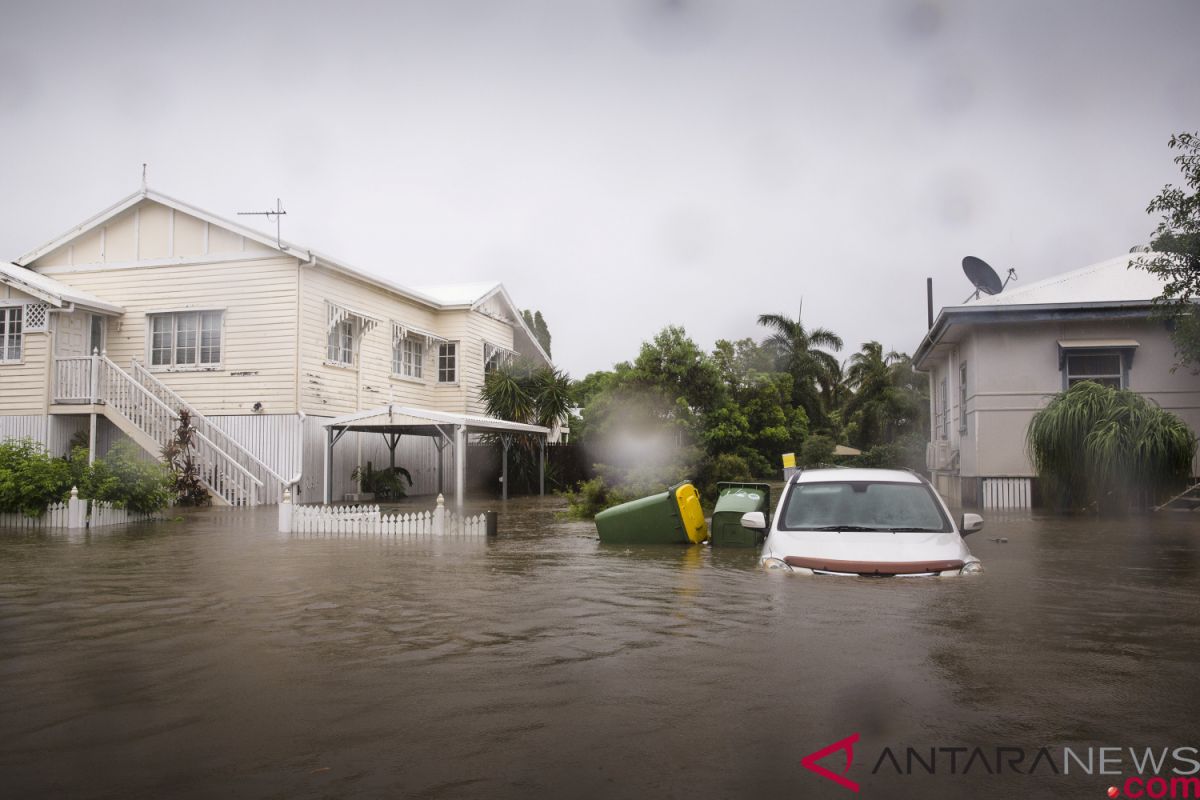 Badai petir picu hujan sebabkan banjir di Australia