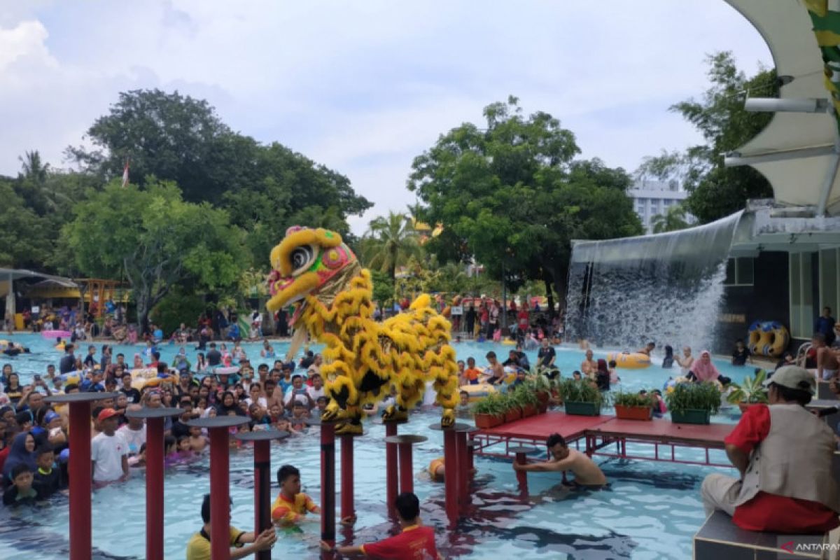 Atraksi Barongsai warnai liburan Imlek di Ancol