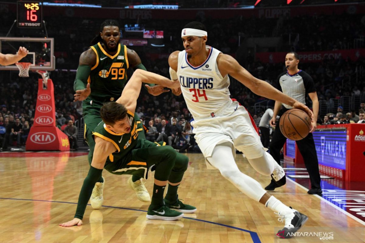 Sixers dilaporkan sepakati pertukaran Tobias Harris dari Clippers