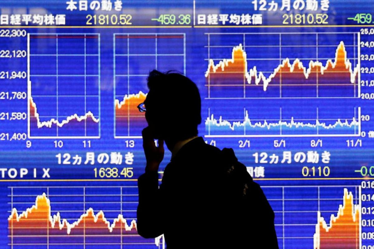 Bursa saham Tokyo melemah tertekan penyelidikan pemakzulan Trump