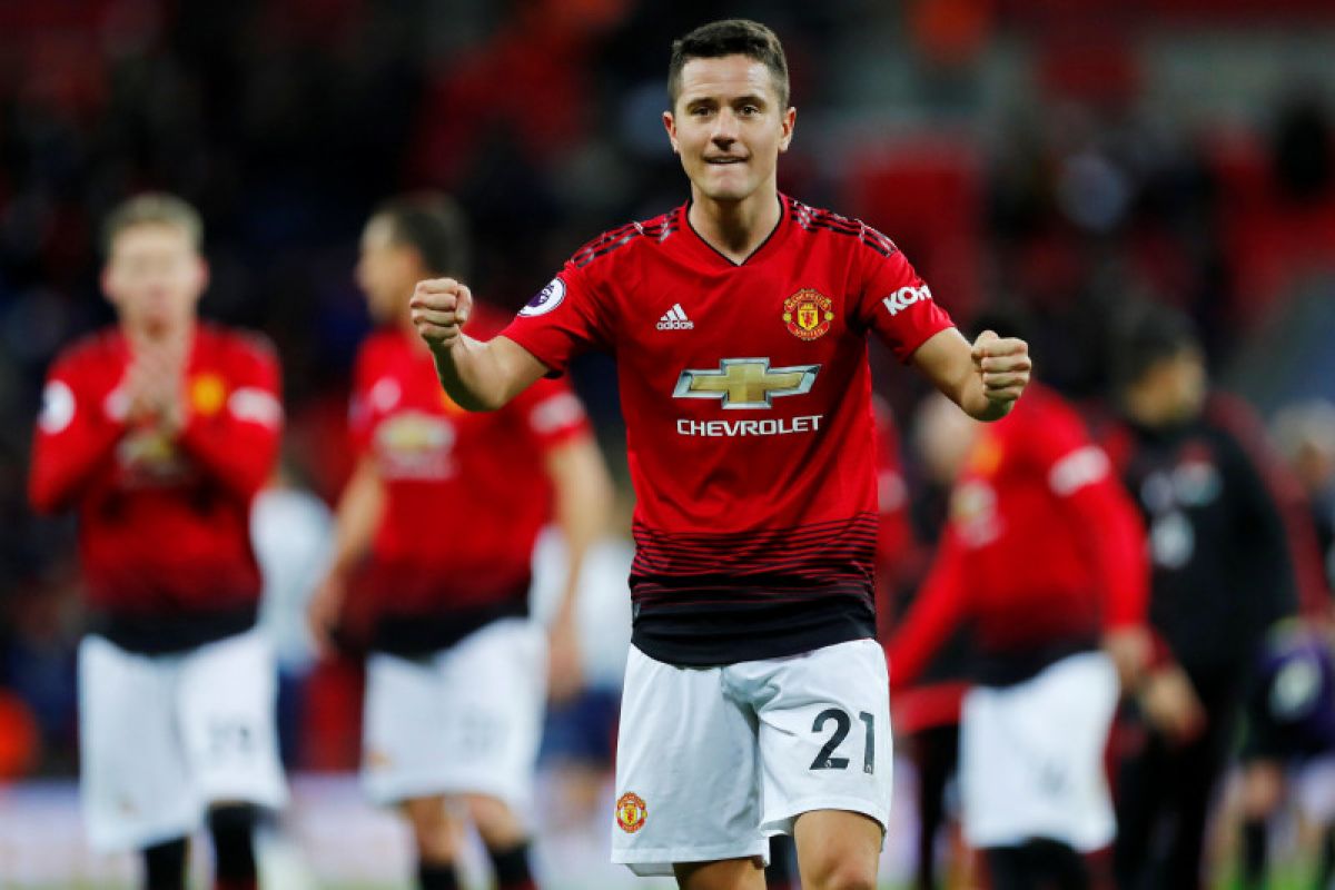 Ander Herrera tinggalkan Manchester United