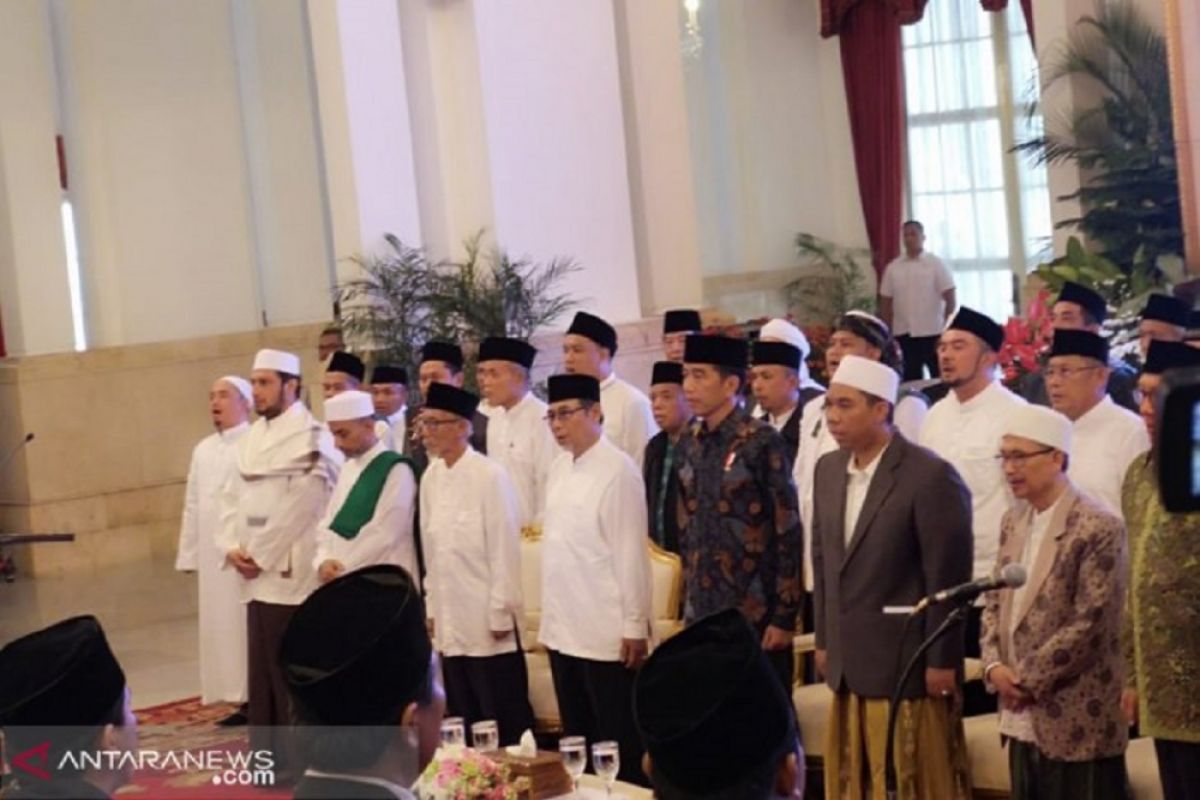 Presiden Jokowi silaturahim dengan kiai-habib se-Jadetabek