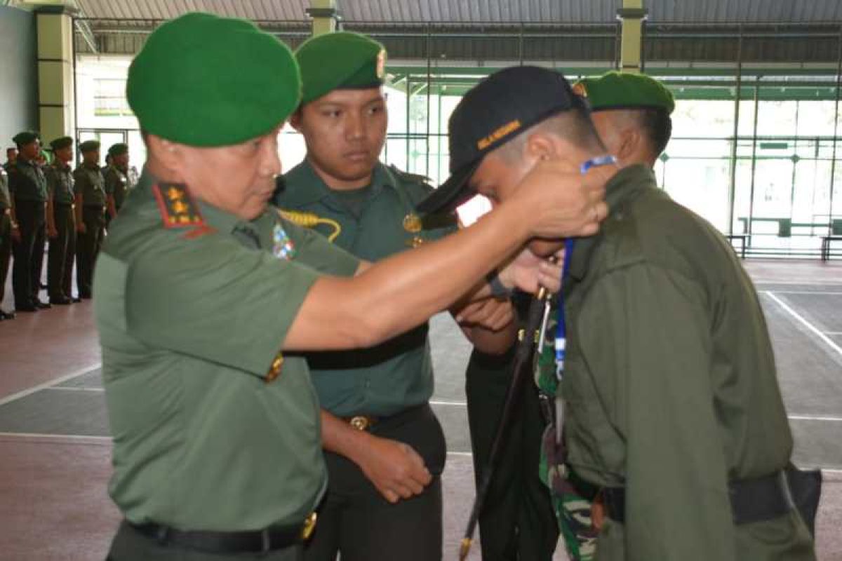 1.300 prajurit-PNS Akmil ikuti pembinaan mental