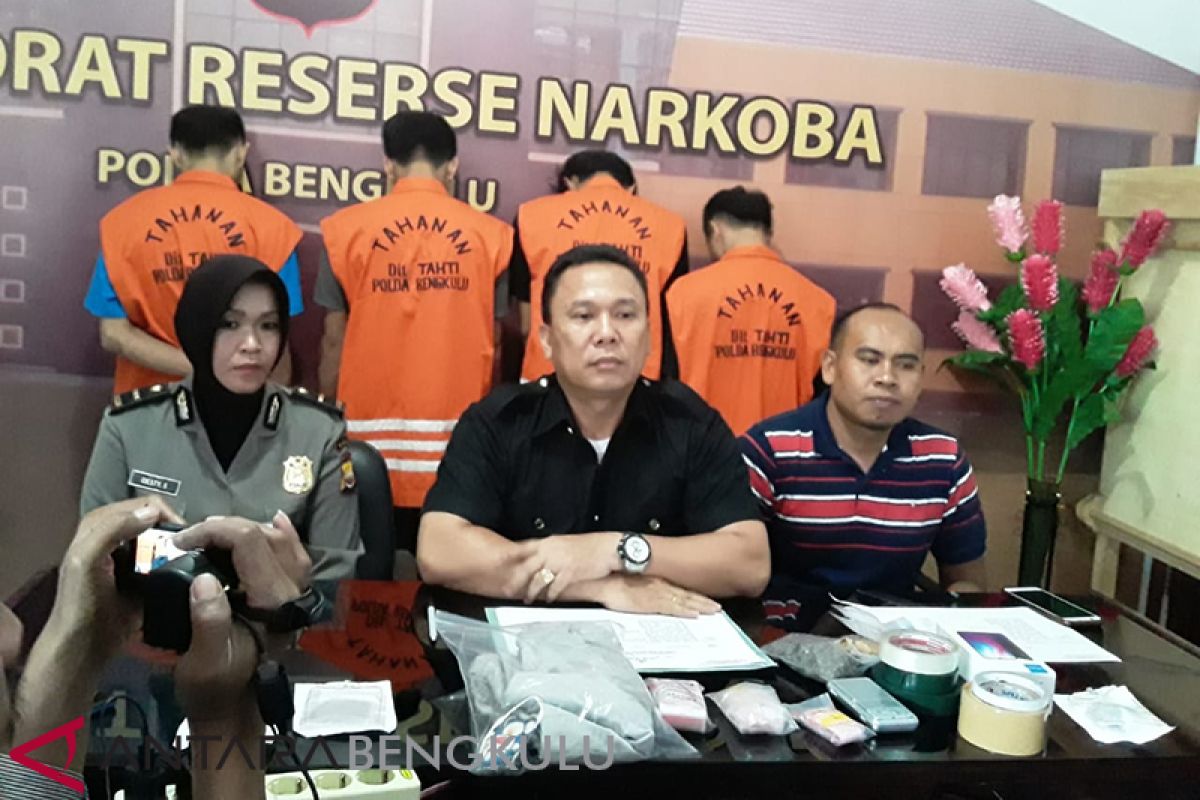 Polda Bengkulu ciduk empat pengedar narkoba