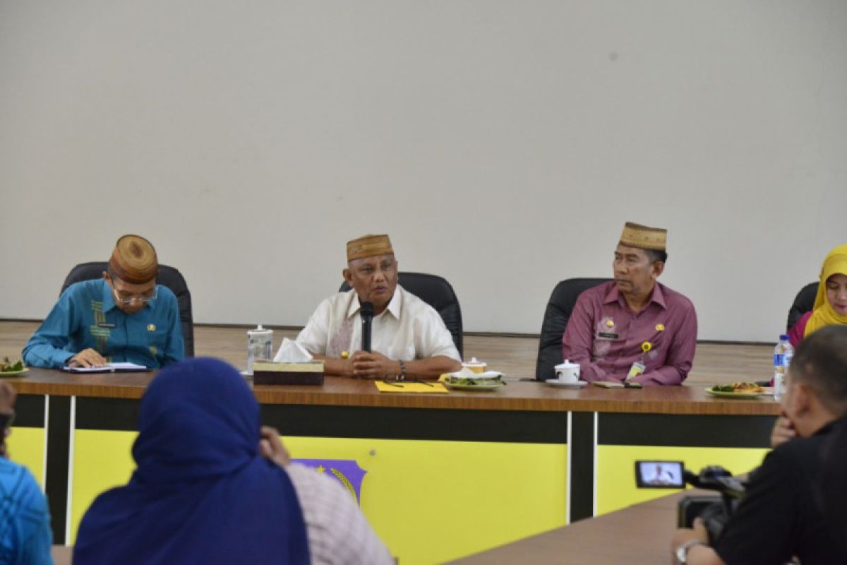 Gubernur Gorontalo Pilih Stabilitas Daerah Dibanding Berseteru
