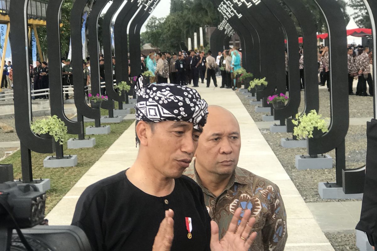 Alun-alun Cianjur baru diresmikan sejumlah fasilitas sudah dirusak