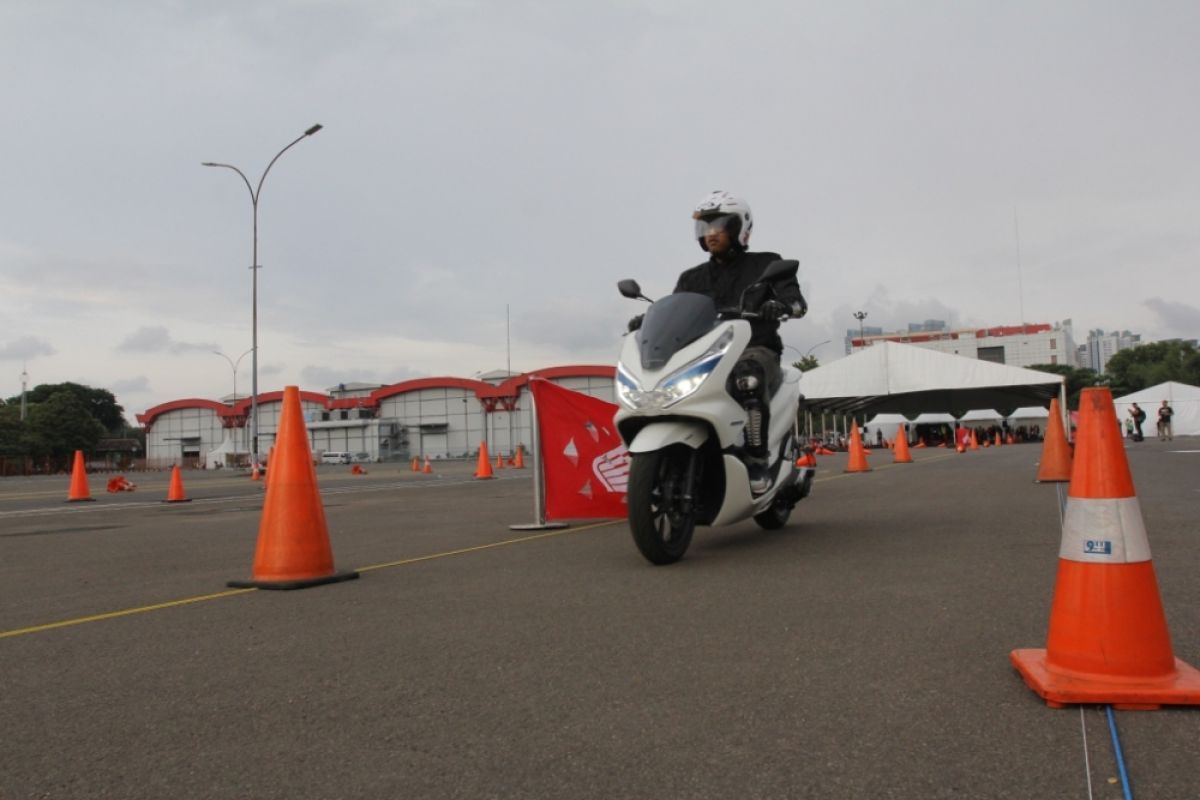 Honda PCX Electric hadir untuk trend masa depan