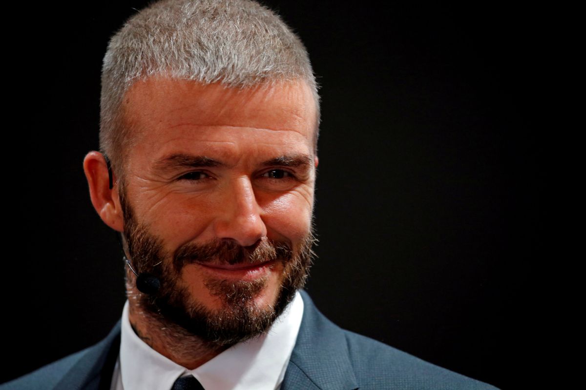 LA Galaxy resmikan patung Beckham