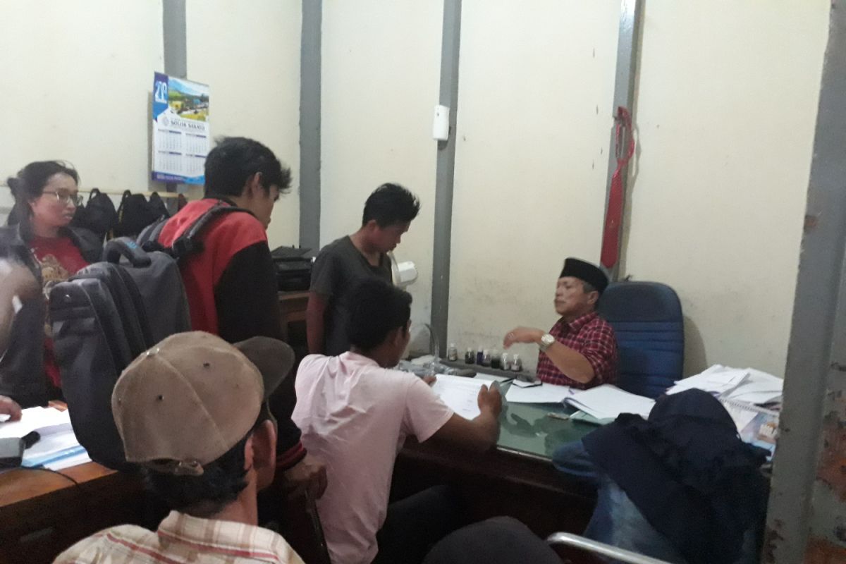 Satpol PP Solok amankan dua remaja diduga berbuat mesum