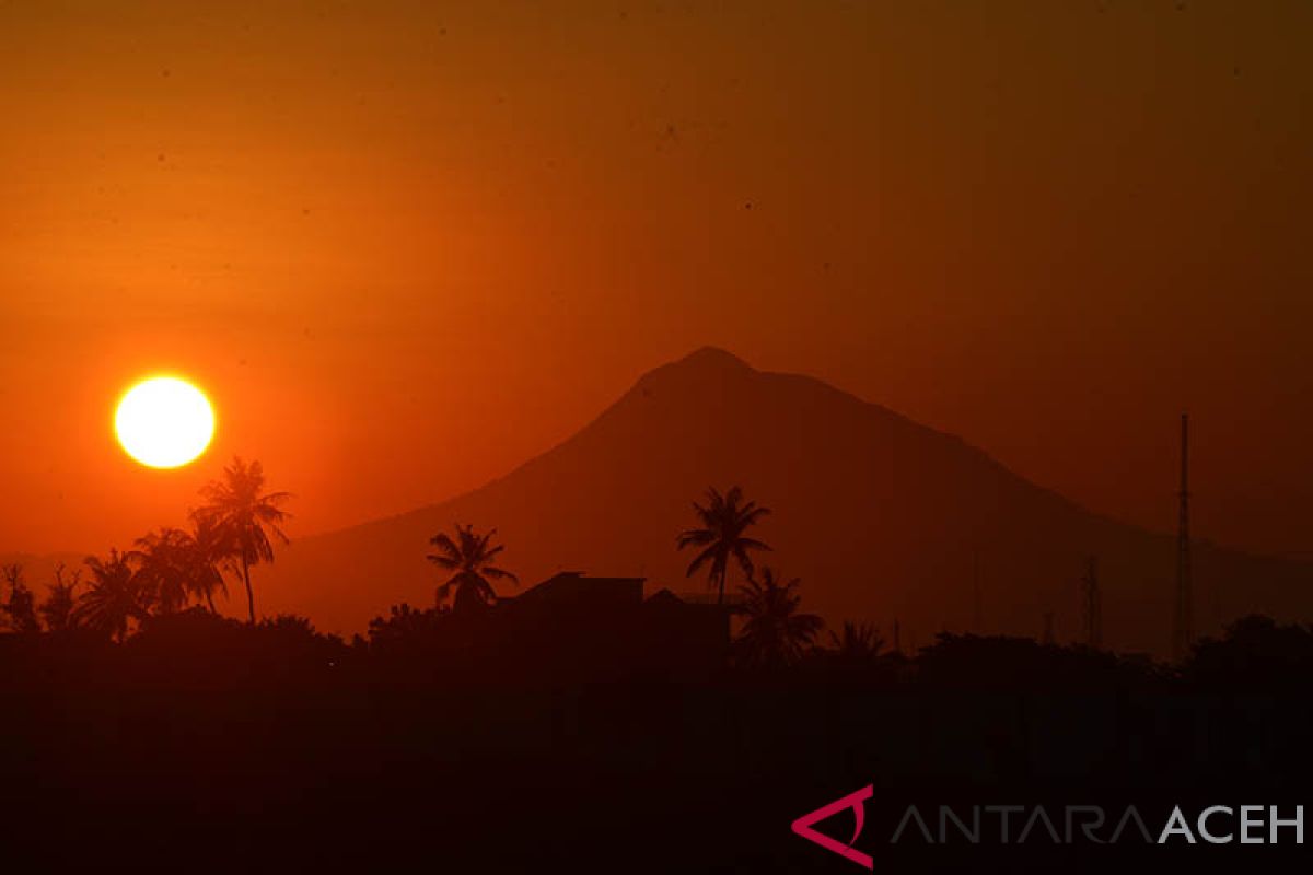 Gunung Seulawah Agam