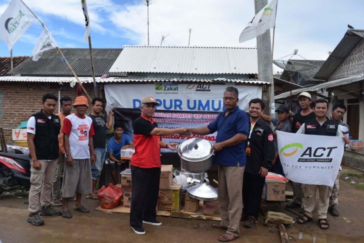 Bantuan masyarakat Yogyakarta melalui ACT disambut gembira warga Kampung Teluk