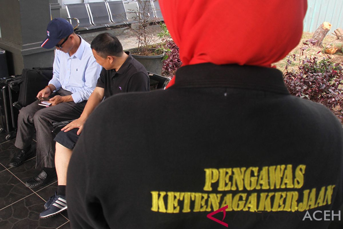 KSPI menolak peraturan tentang jabatan untuk pekerja asing