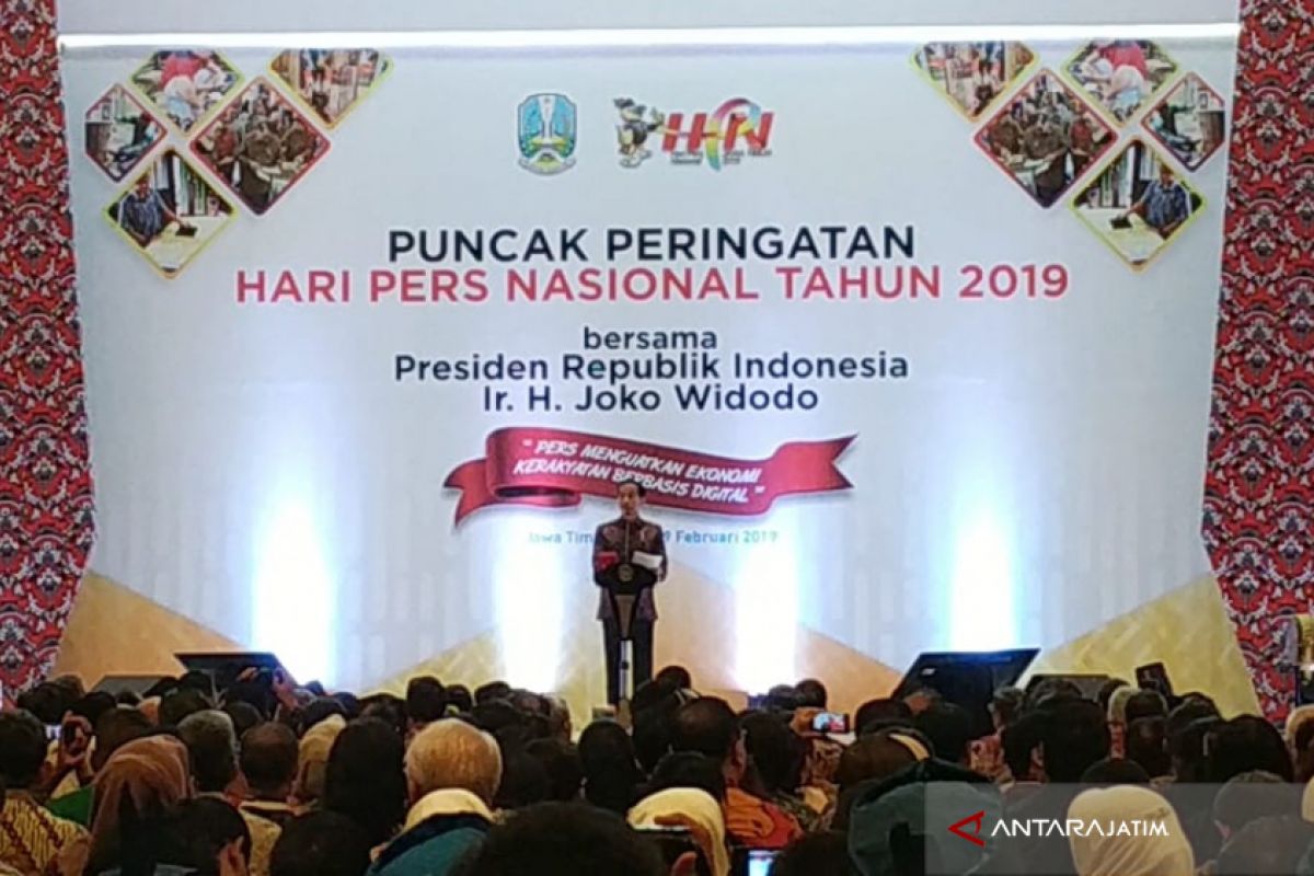 Kepercayaan Publik ke Media Konvensional Lebih Besar Dibanding Medsos, Jokowi Gembira (Video)