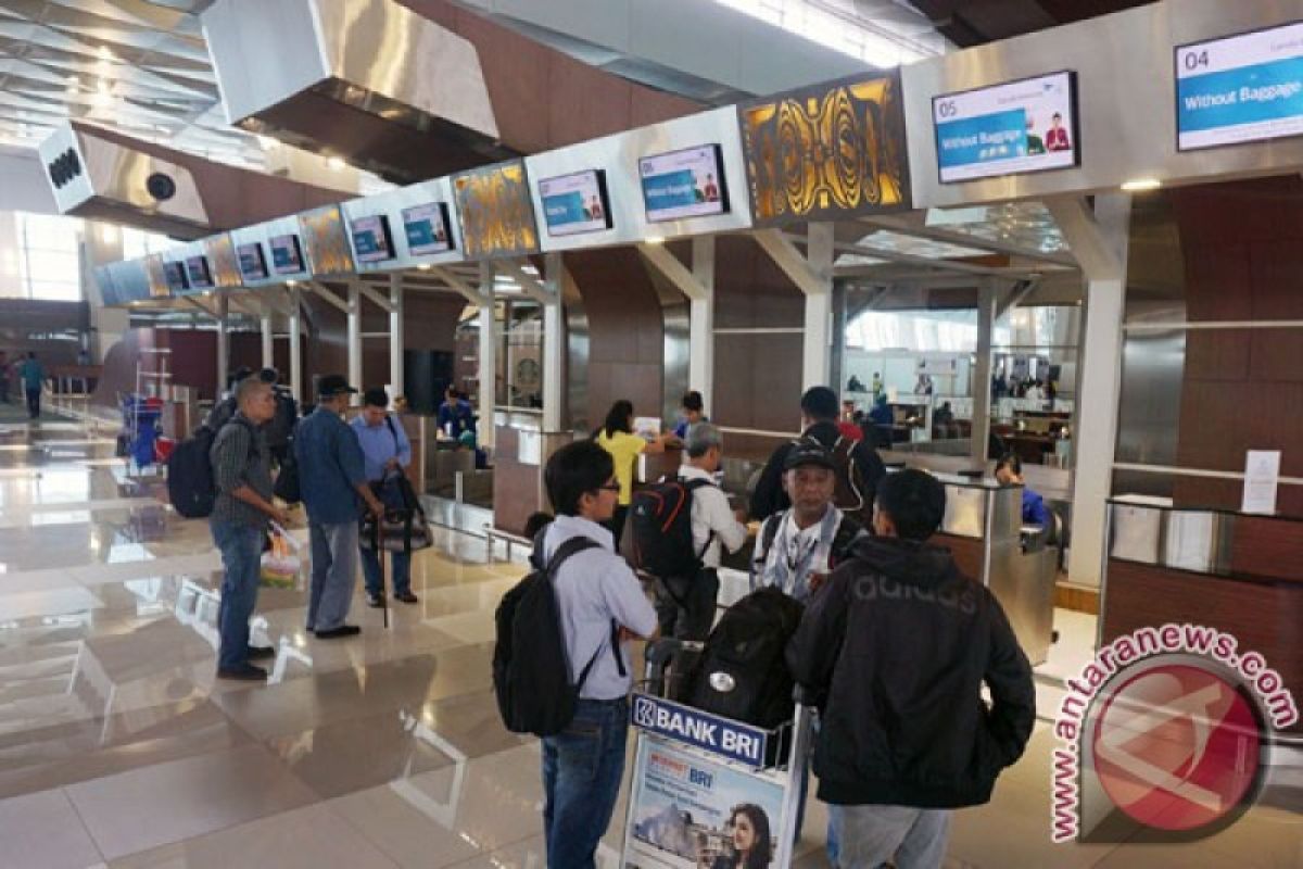 Tiket mahal penumpang pesawat transit ke Malaysia tumbuh 42,36 persen