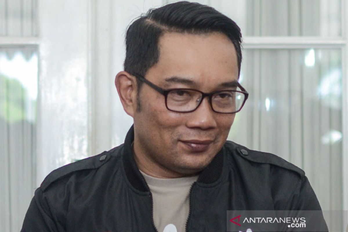 Ridwan Kamil kukuhkan perkumpulan Jabar Bergerak