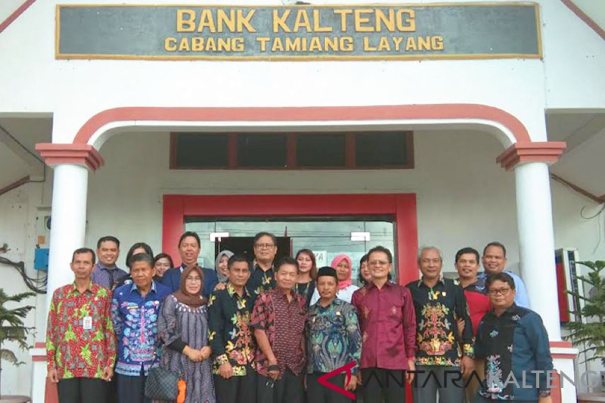 Legislator: Bank Kalteng cabang Tamiang Layang patut diberi predikat terbaik se-Kalteng