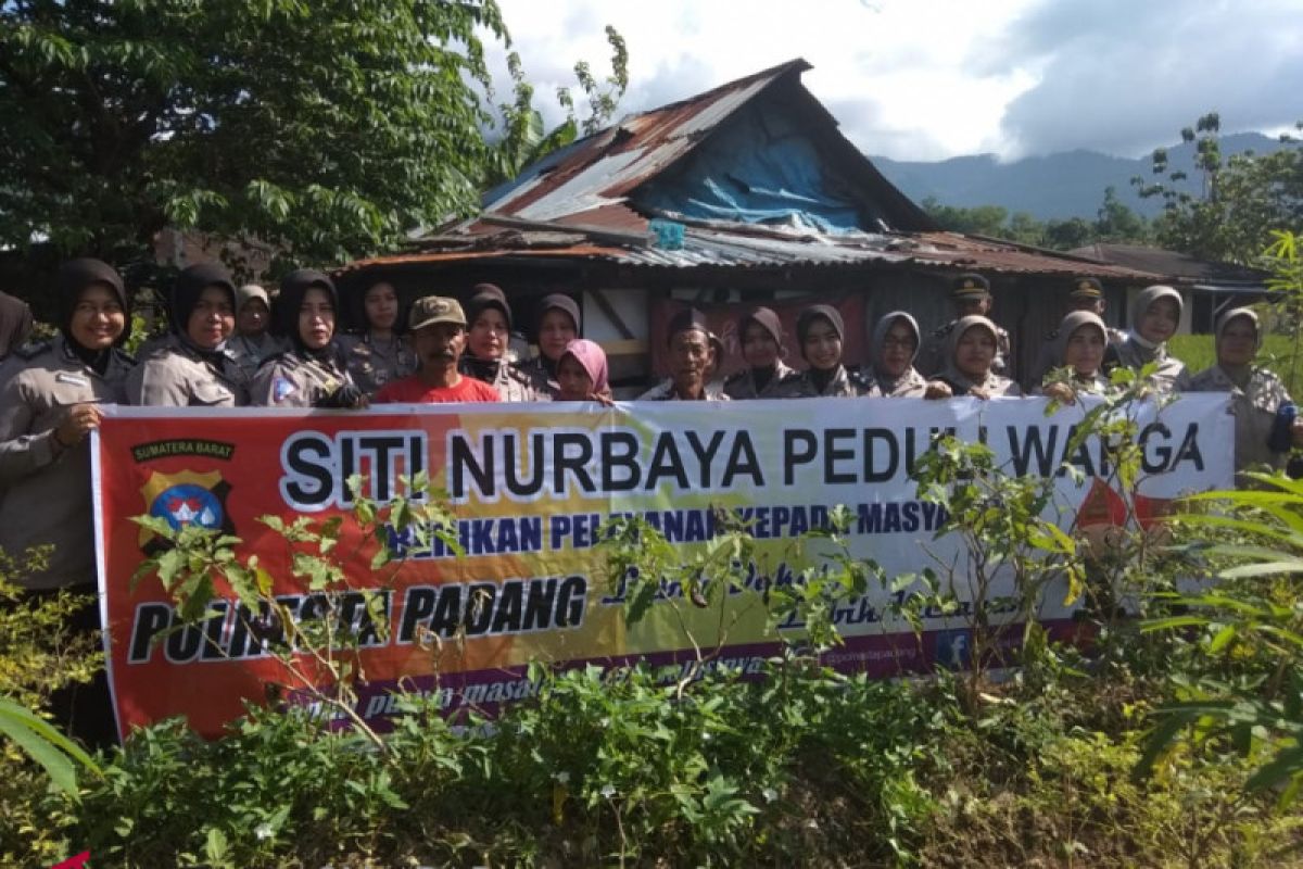 Polresta Padang berbagi kepada warga melalui program Siti Nurbaya