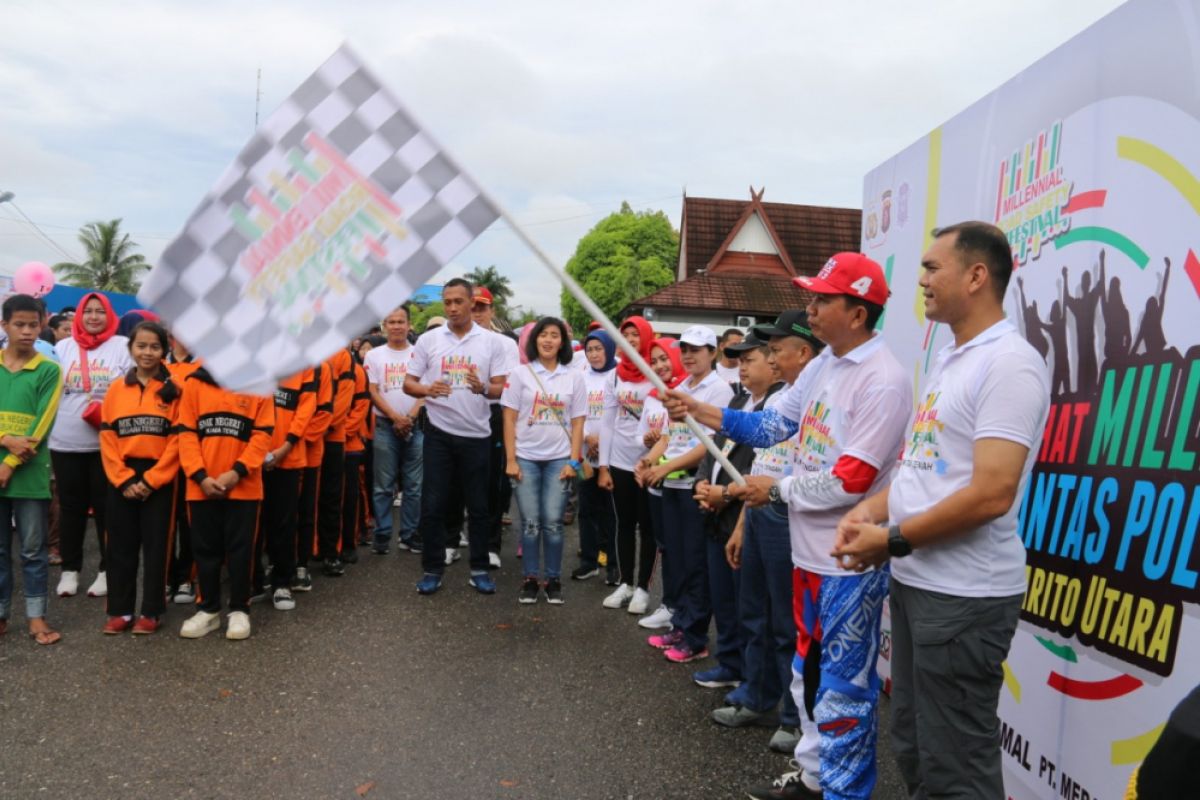 Bupati Nadalsyah ikuti senam dan jalan santai Millennial Road Safety Festival