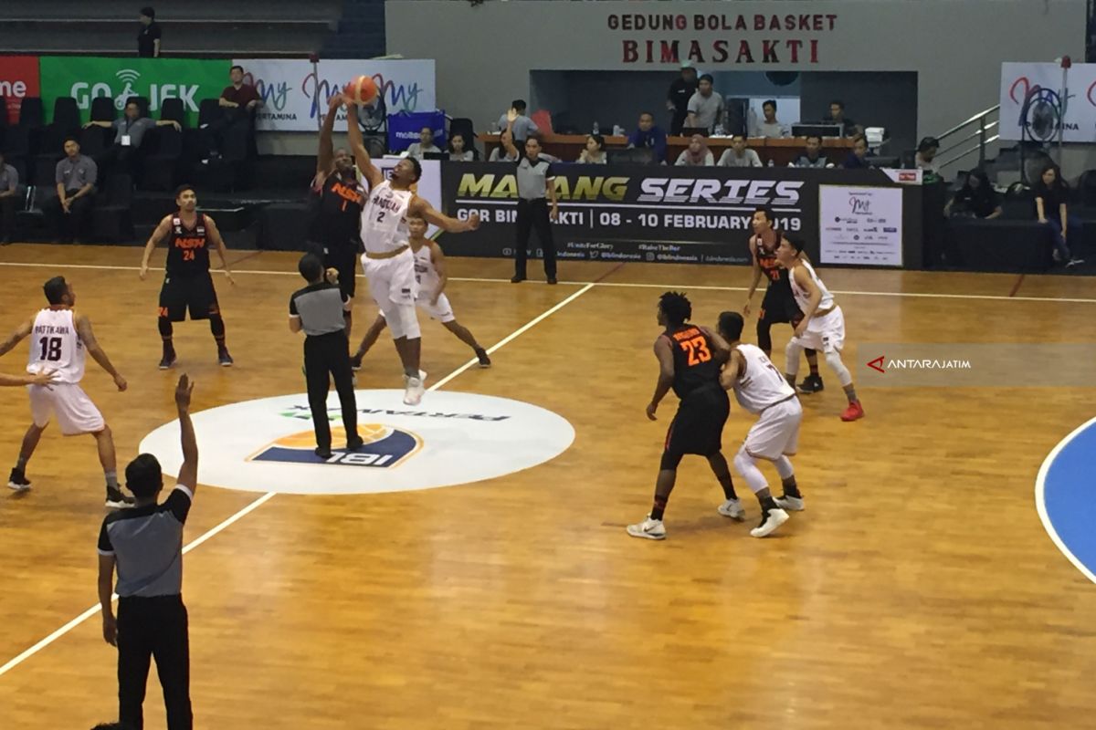 NSH Jakarta Bungkam Hangtuah 83-71