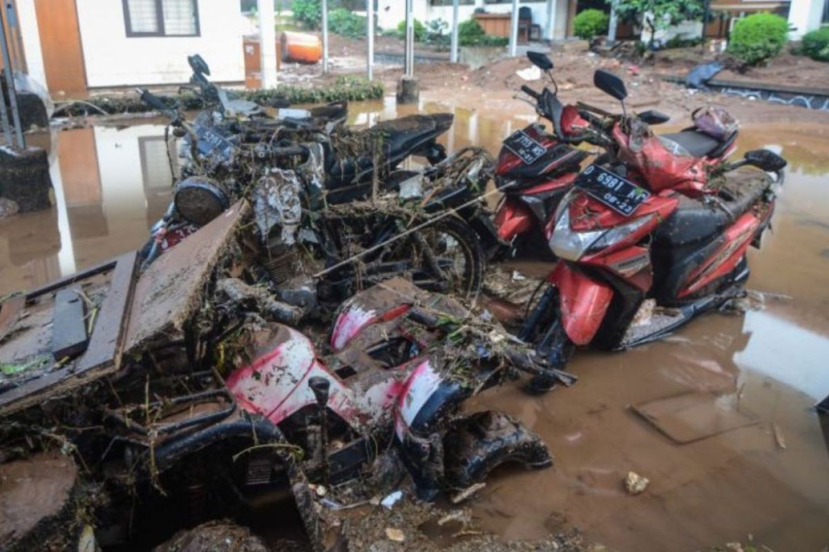 Banjir bandang landa Pasirjati Kabupaten Bandung