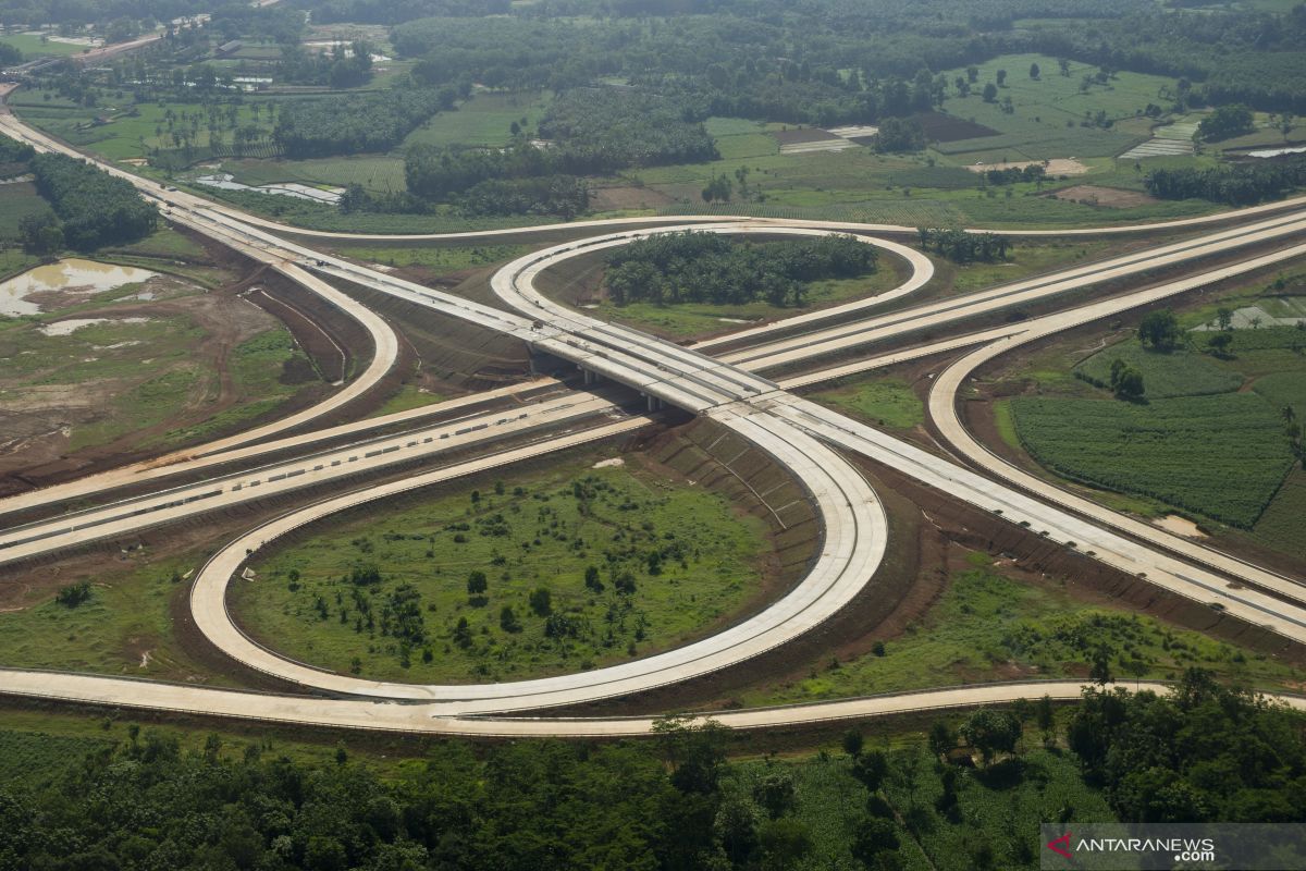 Bangun Tol Sumatera, pemerintah suntik Hutama Karya Rp10,5 triliun