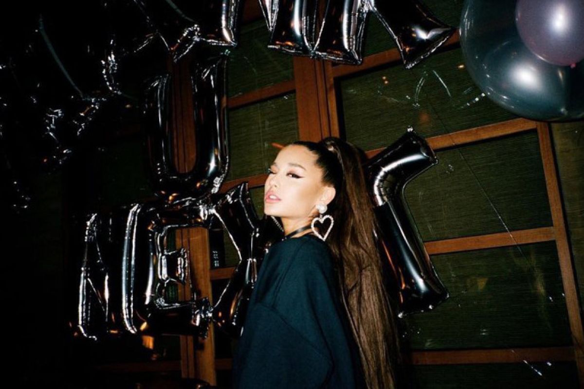 Ariana Grande jadi Top Female Artist Billboard 2019