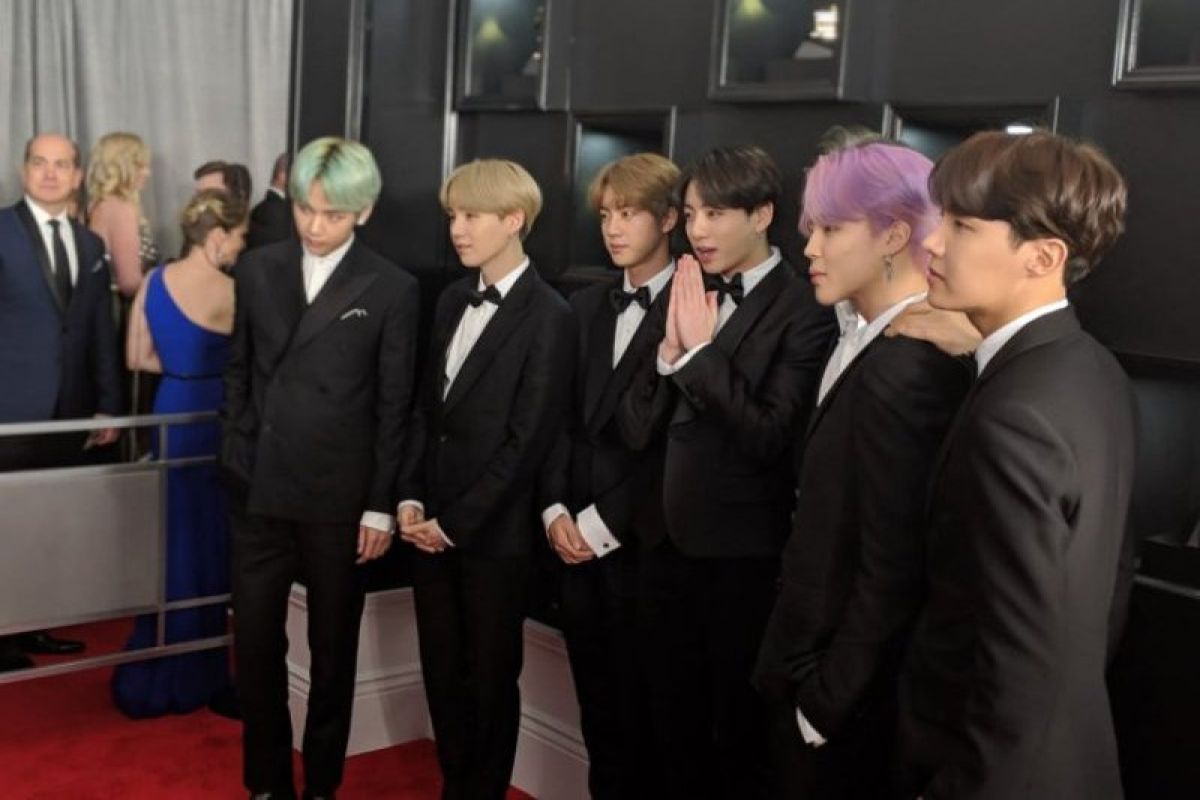 BTS tak mau bernyanyi dengan bahasa Inggris