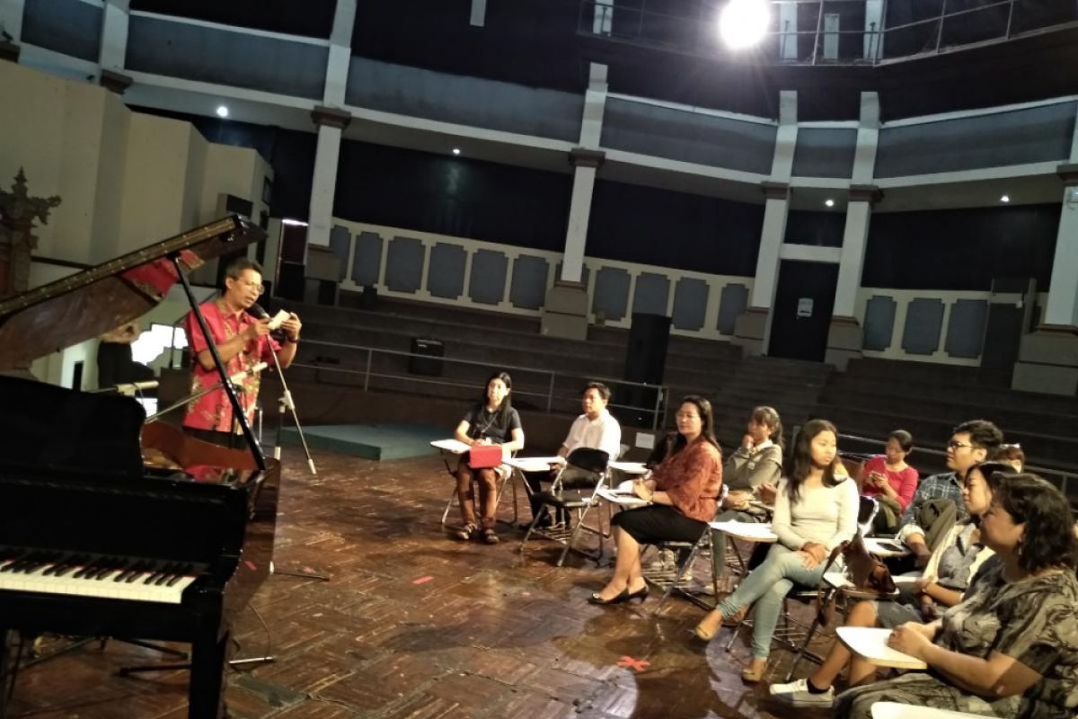 ISI Denpasar-OPUA Jepang Gelar Pelatihan Vokal Bersama