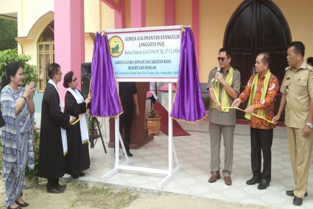 Gedung GKE Gloria Jakatan Raya diresmikan, ini pesan Wabup Gumas