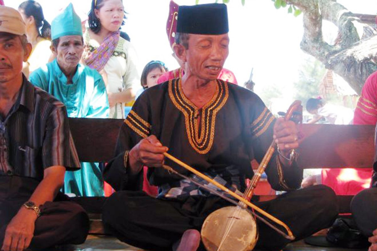 Rabab Pasisia becomes mandatory entertainment for every official government event