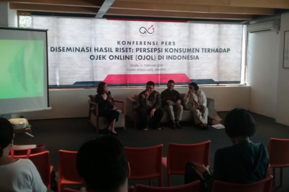 Riset: Kenaikan tarif ojek 