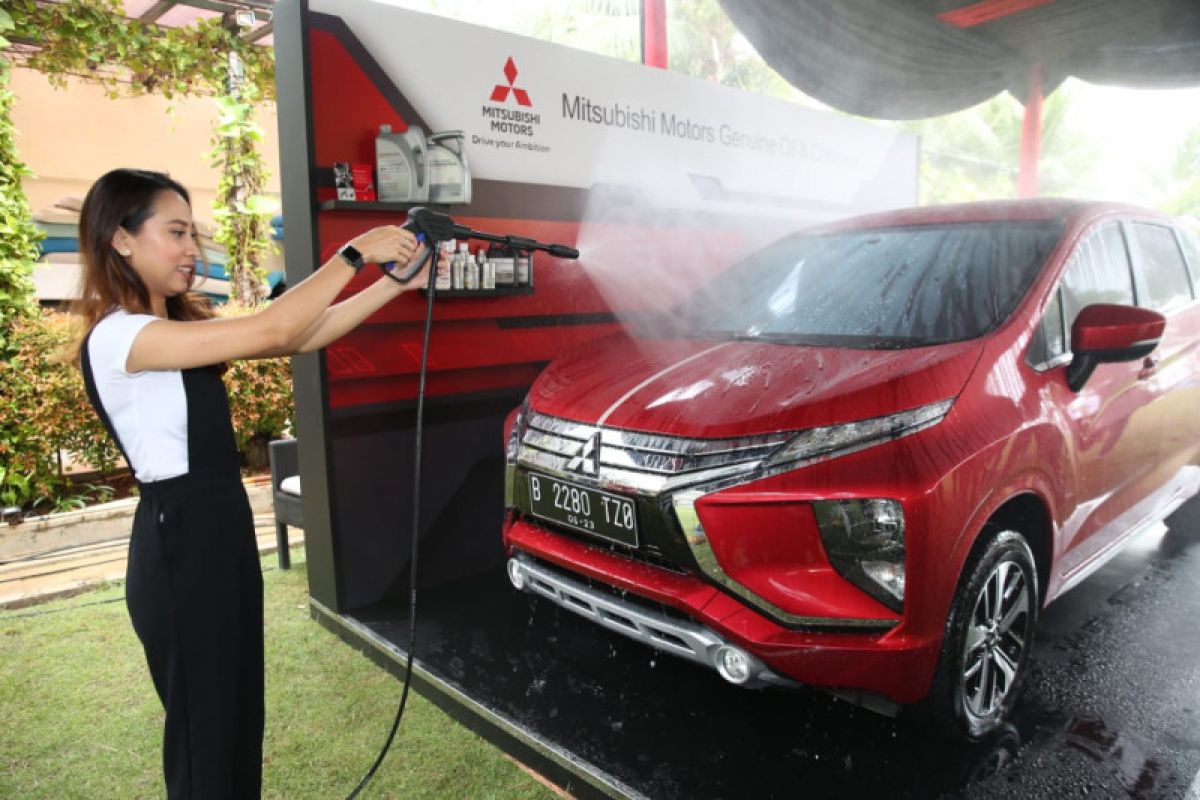 Tips rawat bodi dan kaca mobil agar tetap kinclong dari Mitsubishi