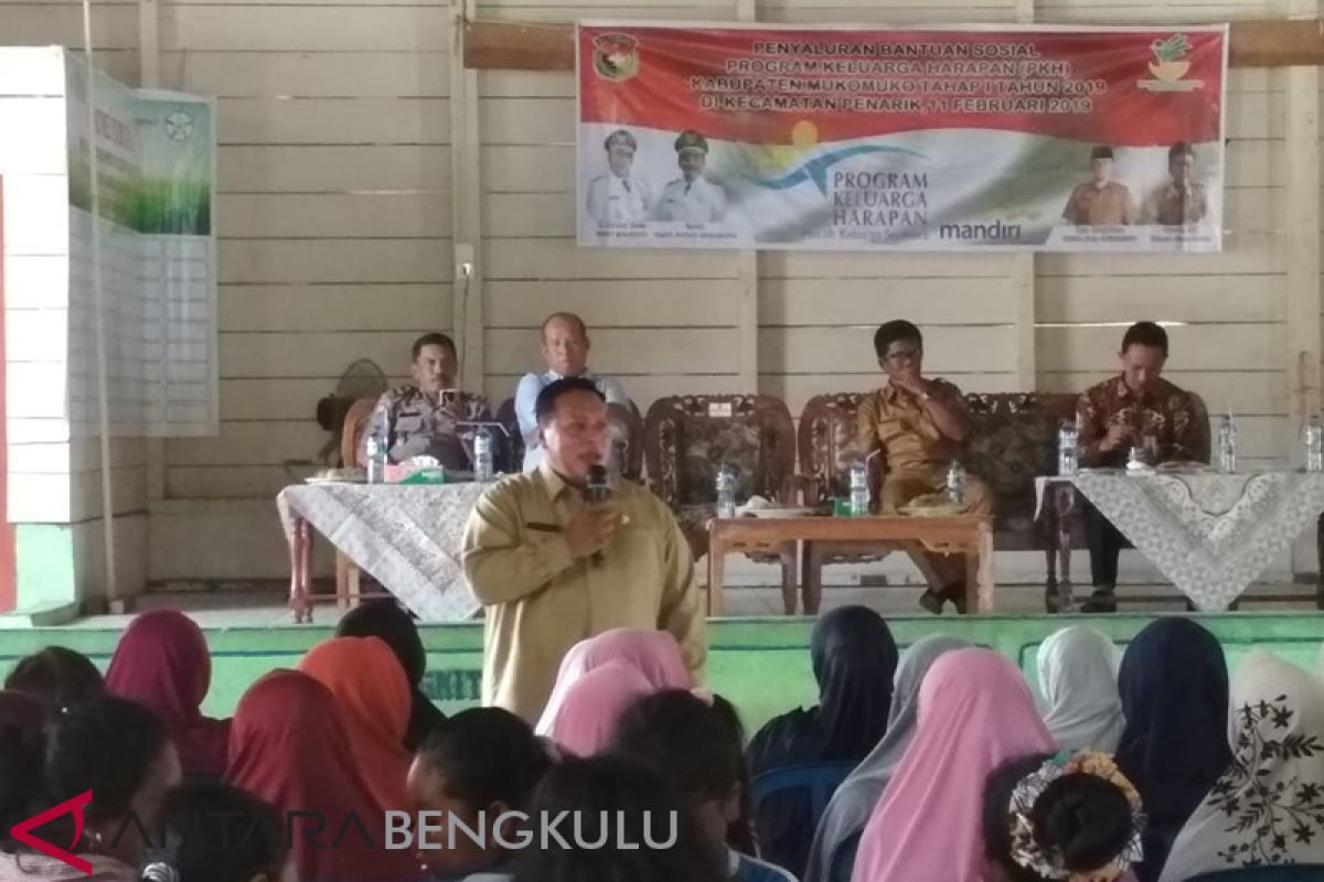 Bupati Mukomuko Luncurkan Penyaluran Bansos PKH 2019