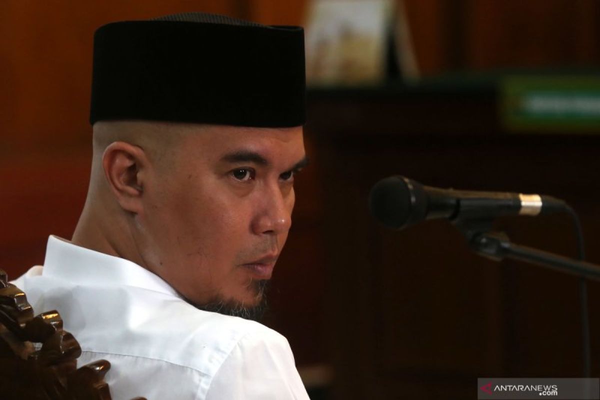 Ahmad Dhani jalani sidang pencemaran nama baik di PN Surabaya