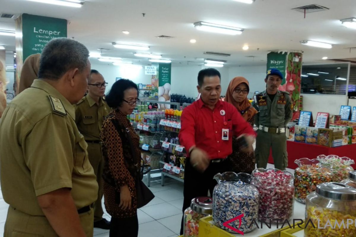 Pemkot Bandarlampung-BPOM Sidak Makanan di Supermarket