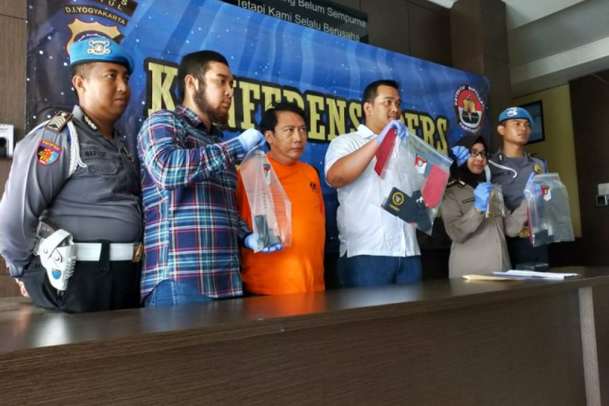 Polres Bantul amankan jenderal polisi gadungan miliki senjata api ilegal