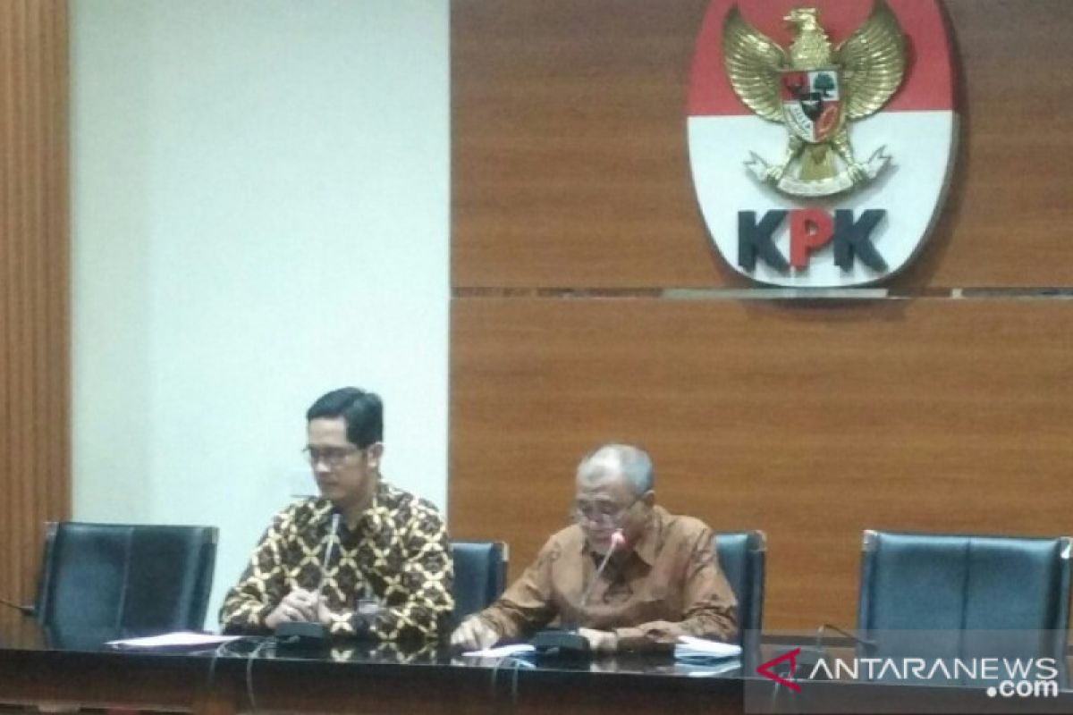 KPK geledah tiga lokasi terkait kasus suap pekerjaan subkontraktor fiktif