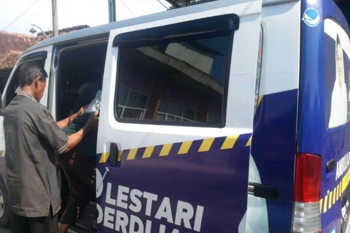 Warga terbantu Ambulans Sahabat Lestari