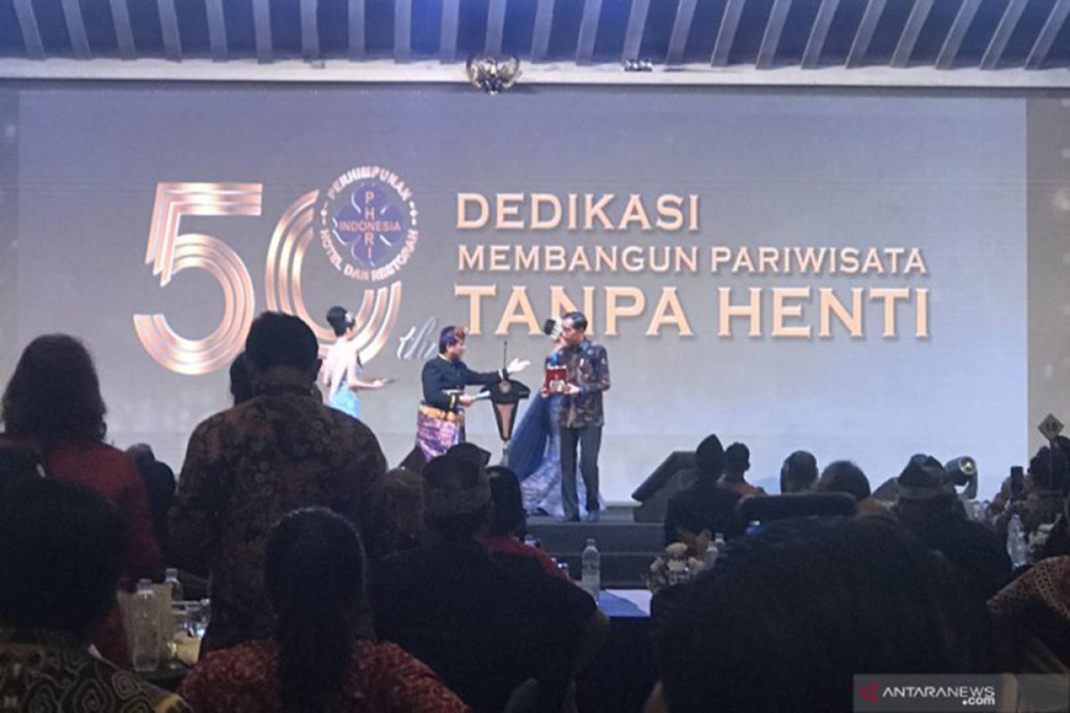 Jokowi merasa lucu dinobatkan jadi Bapak Pariwisata Nasional